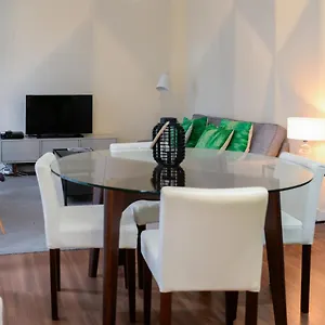 Apartment Near Marques Pombal Square, Lisbon
